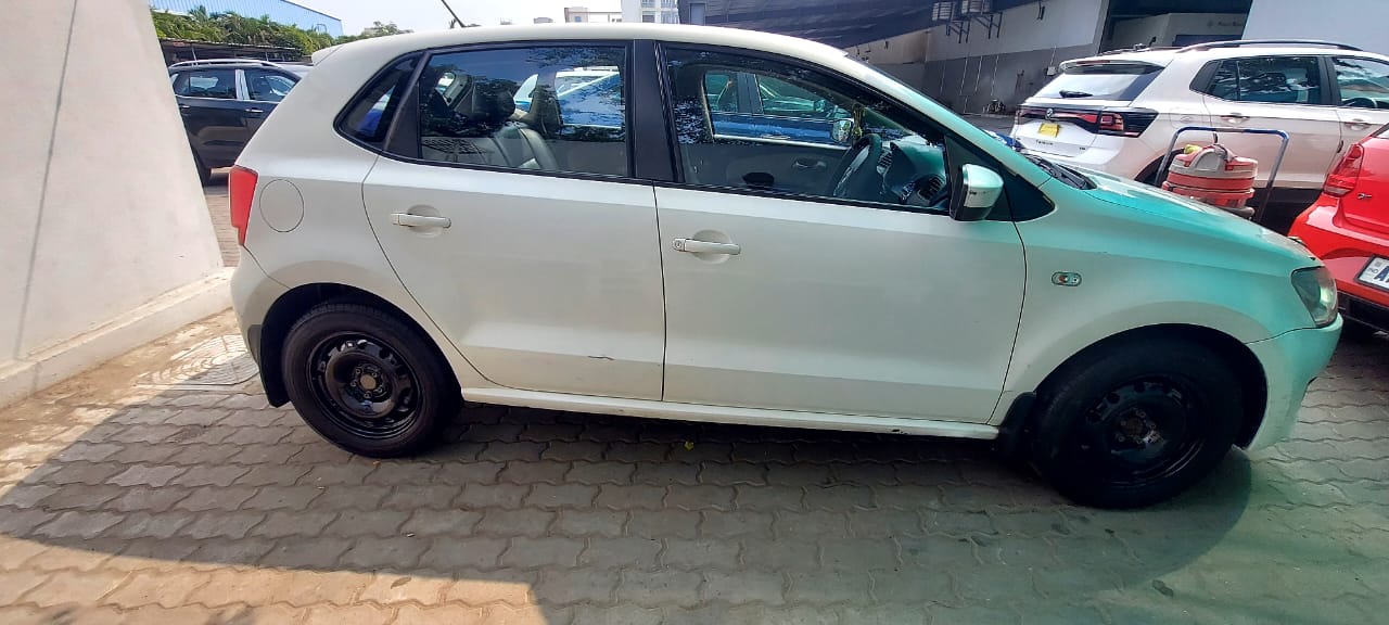 Volkswagen Polo(2016-2019) Highline Plus 1.0 P